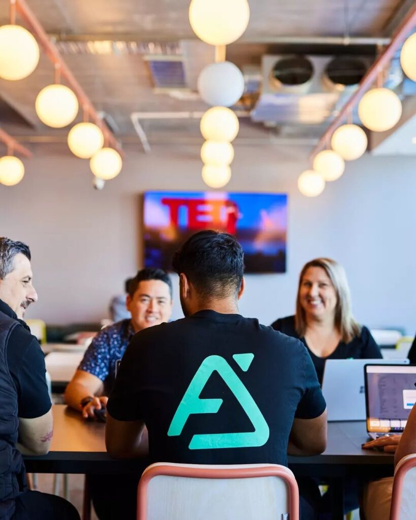 What Meals, Entertainment and Travel Can I Claim This Christmas?