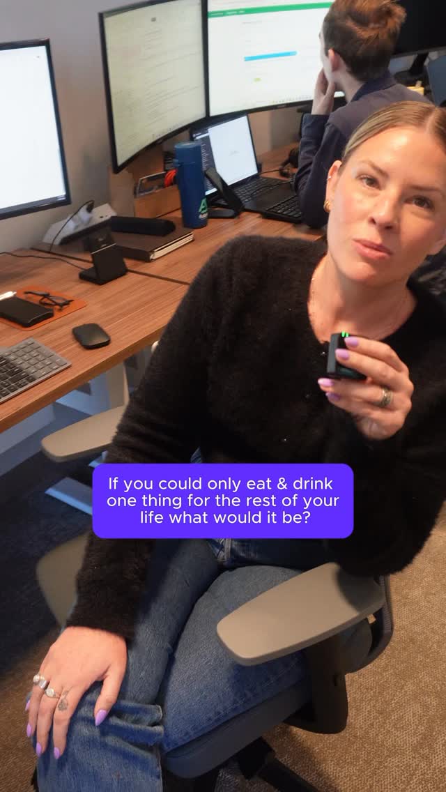 Prosecco and bread? That gets admin’s vote Chloe 🤤